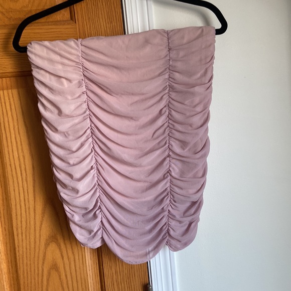 Pink Skirt - Picture 7 of 9